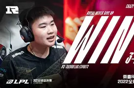 关于Uzi巅峰对决,C罗与90激战TES分钟,比分优势明显胜负难料!的信息 关于Uzi巅峰对决,C罗与90激战TES分钟,比分优势明显胜负难料!的信息