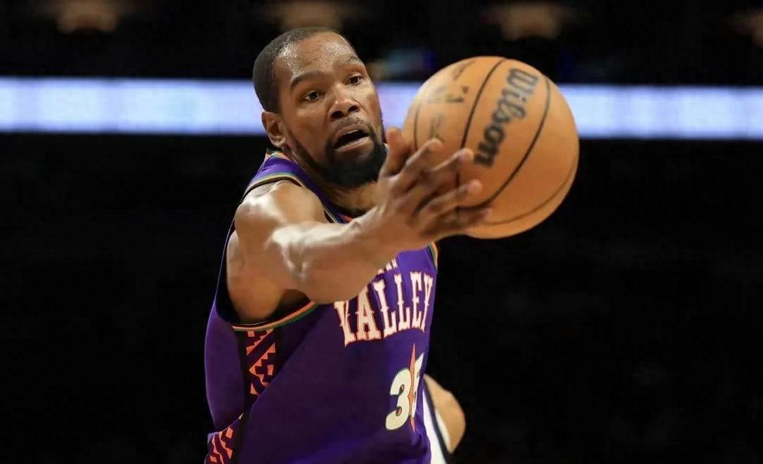 杜兰特在公牛比赛中持续失利,比赛局势复杂引发热议!的简单介绍 杜兰特在公牛比赛中持续失利,比赛局势复杂引发热议!的简单介绍